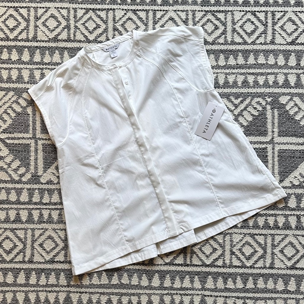 NWT Athleta Performance Poplin Popover Top